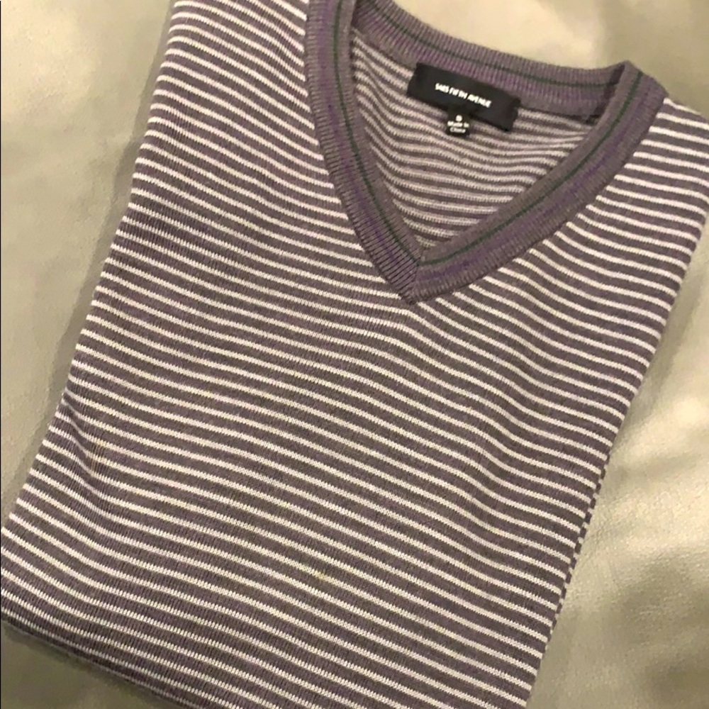 SAKS FIFTH AVENUE Sweater. Size